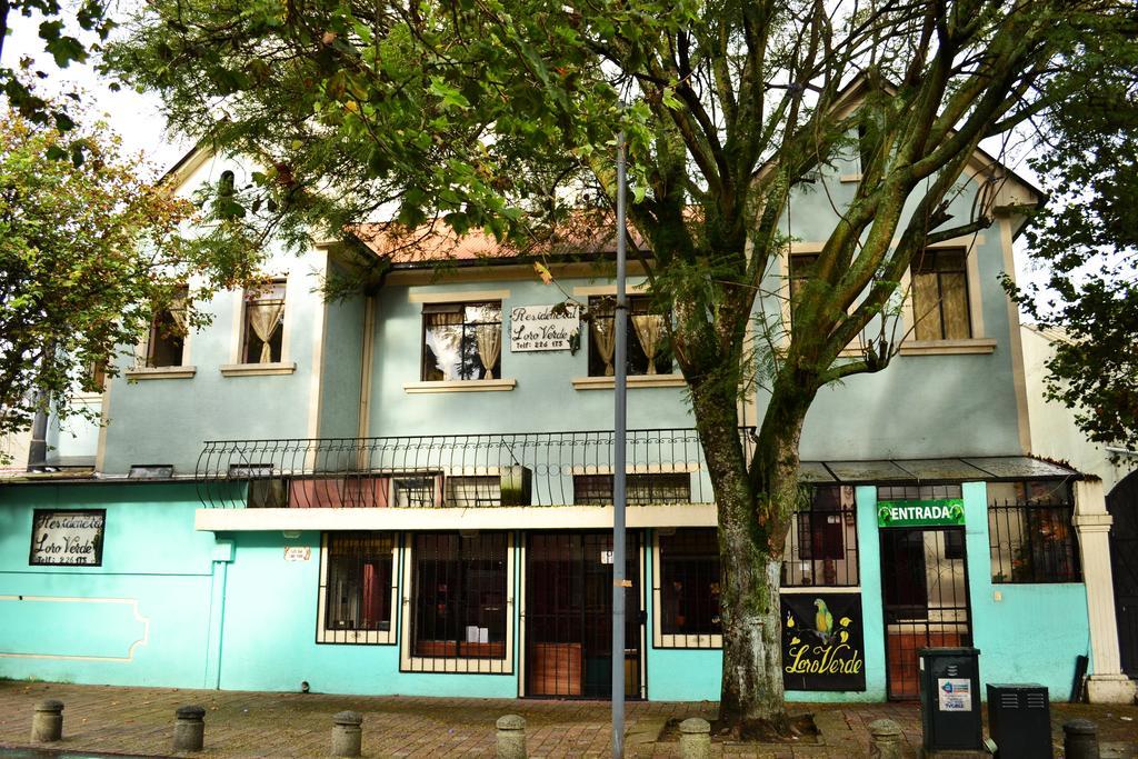 Hostal Loro Verde Quito Exteriör bild