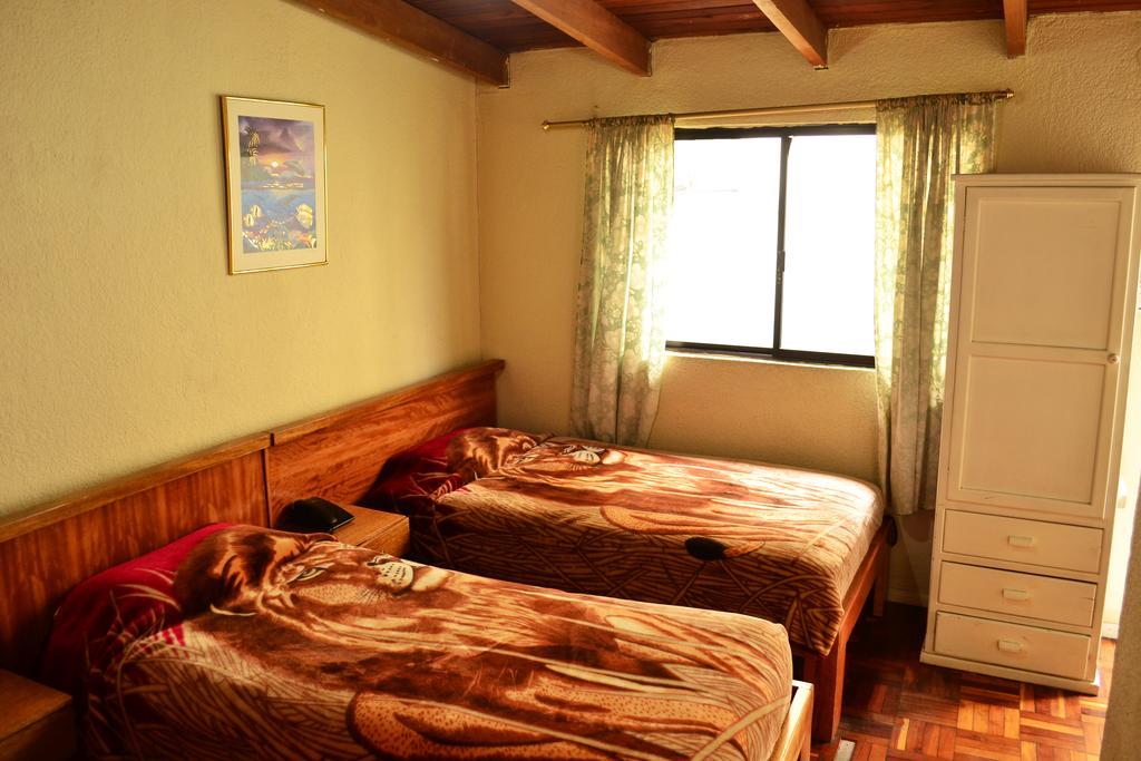 Hostal Loro Verde Quito Exteriör bild